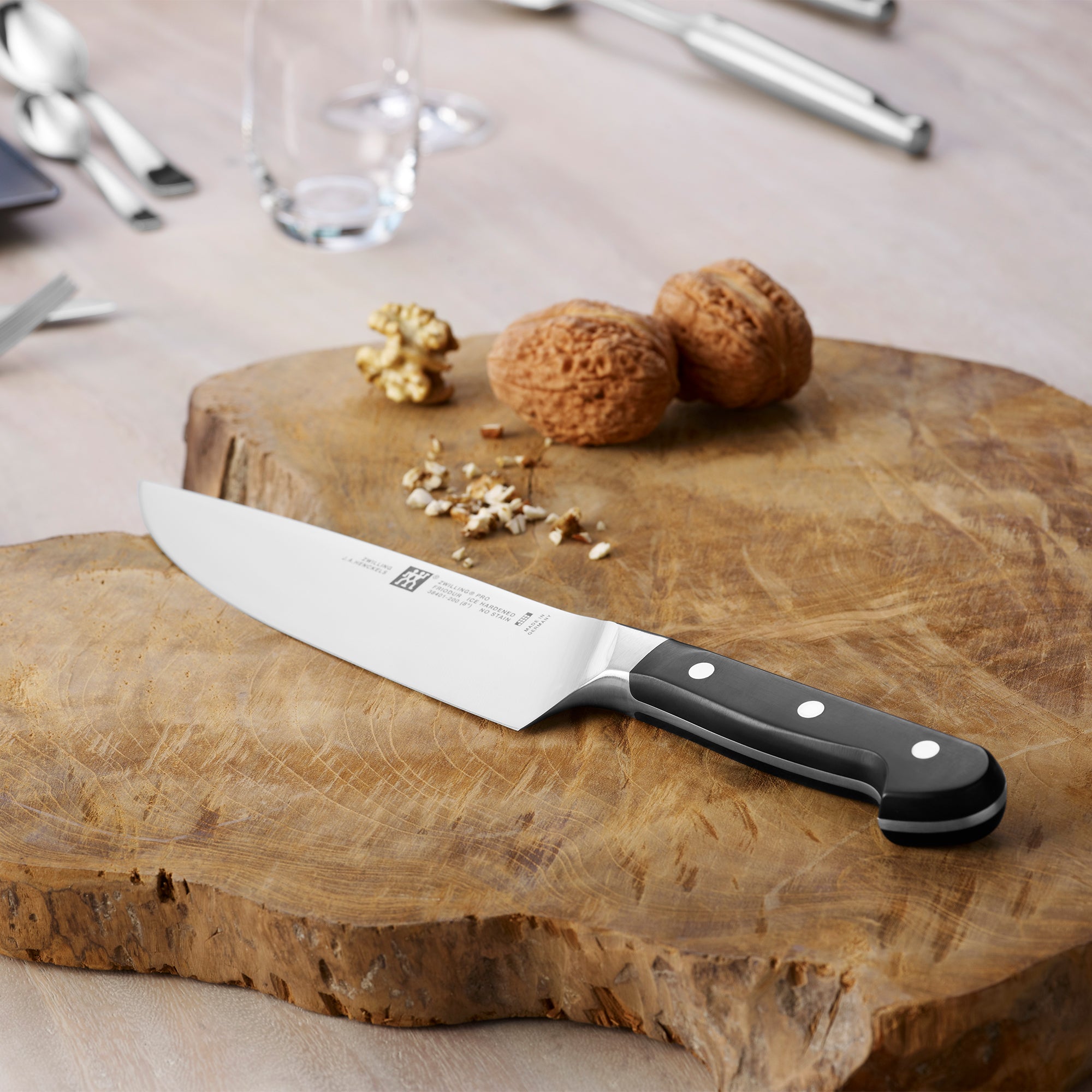 ZWILLING | PRO - Kokkekniv - Blad: 200mm