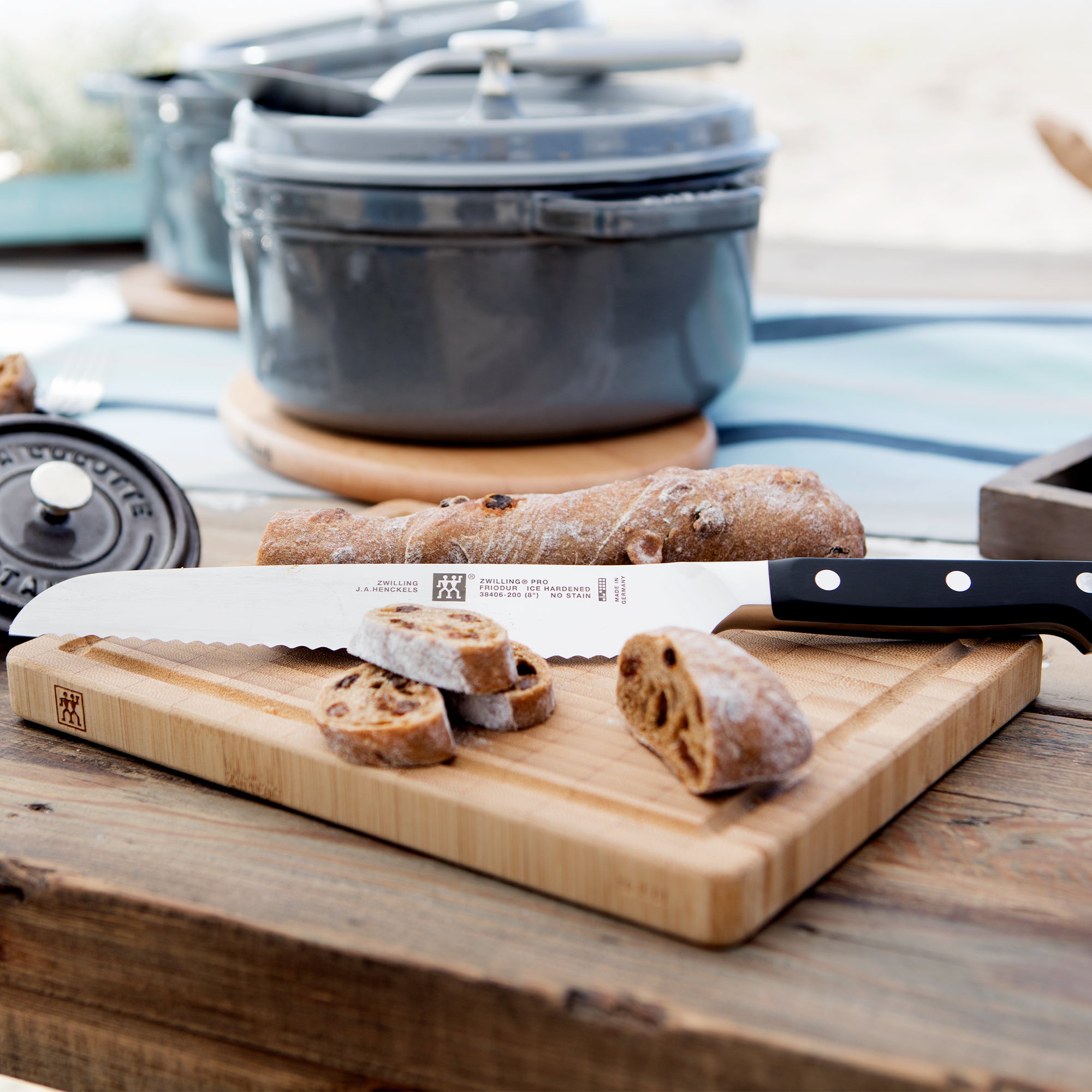 ZWILLING | PRO - Brødkniv - Blad: 200mm