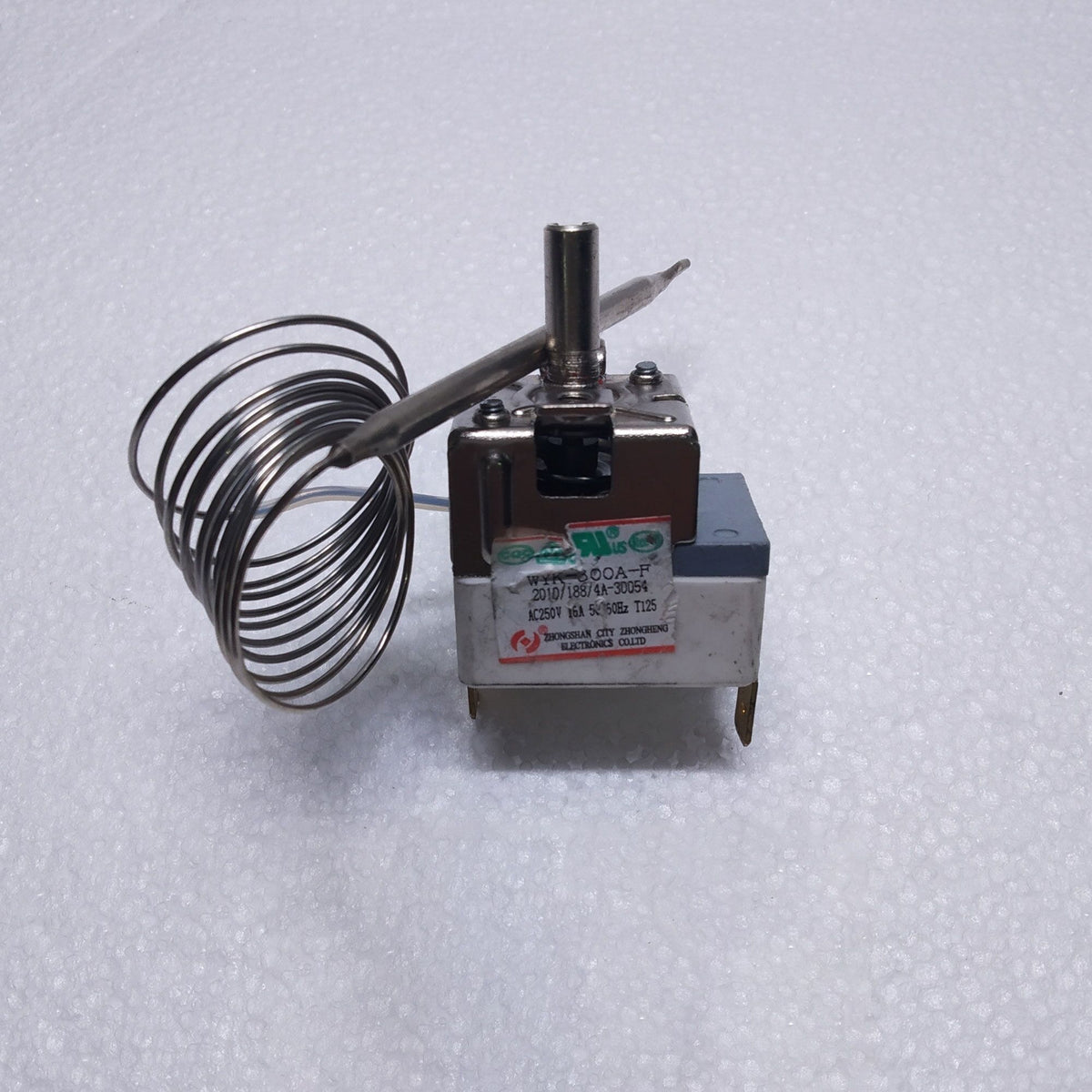 3020009_1.jpg