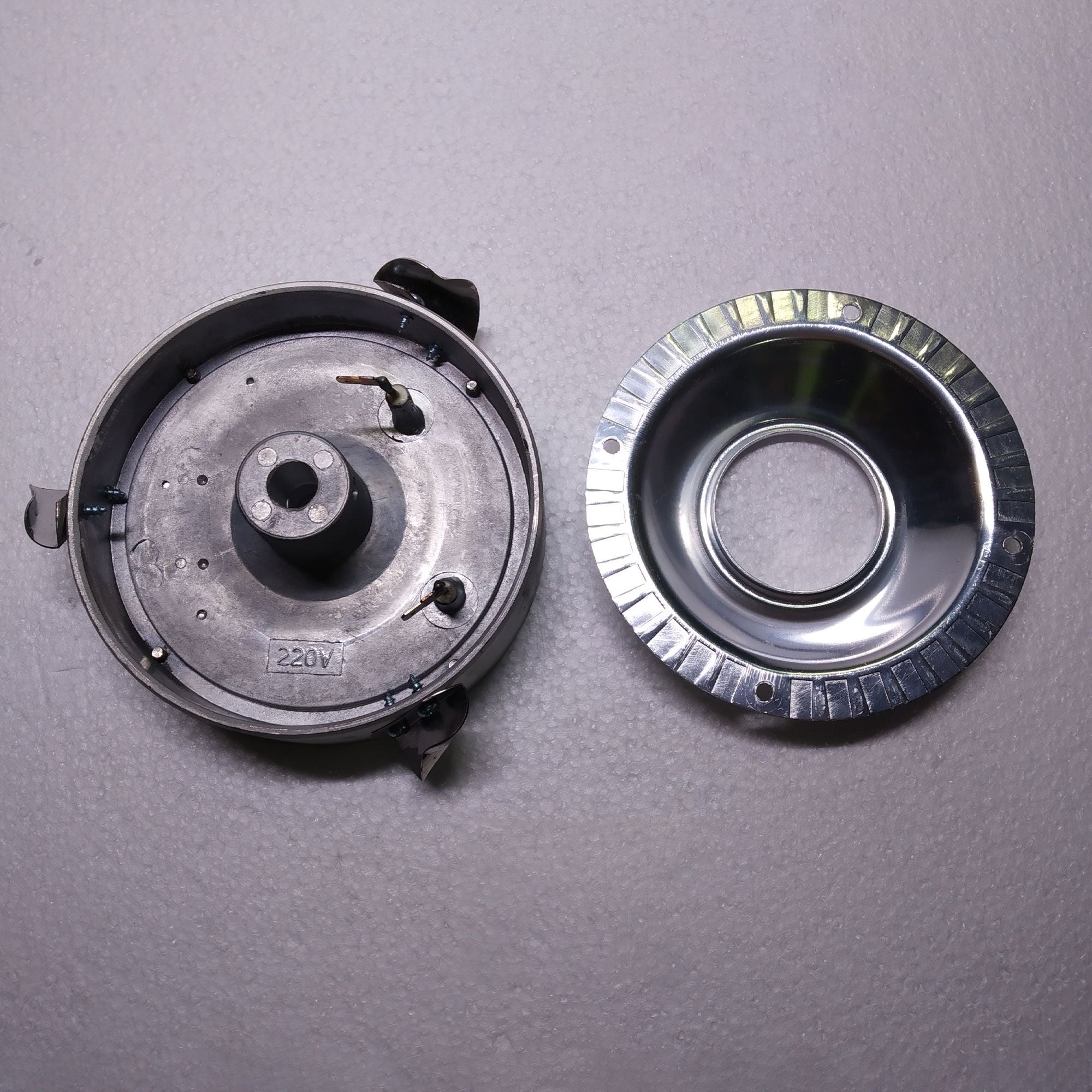 3050399_1.jpg