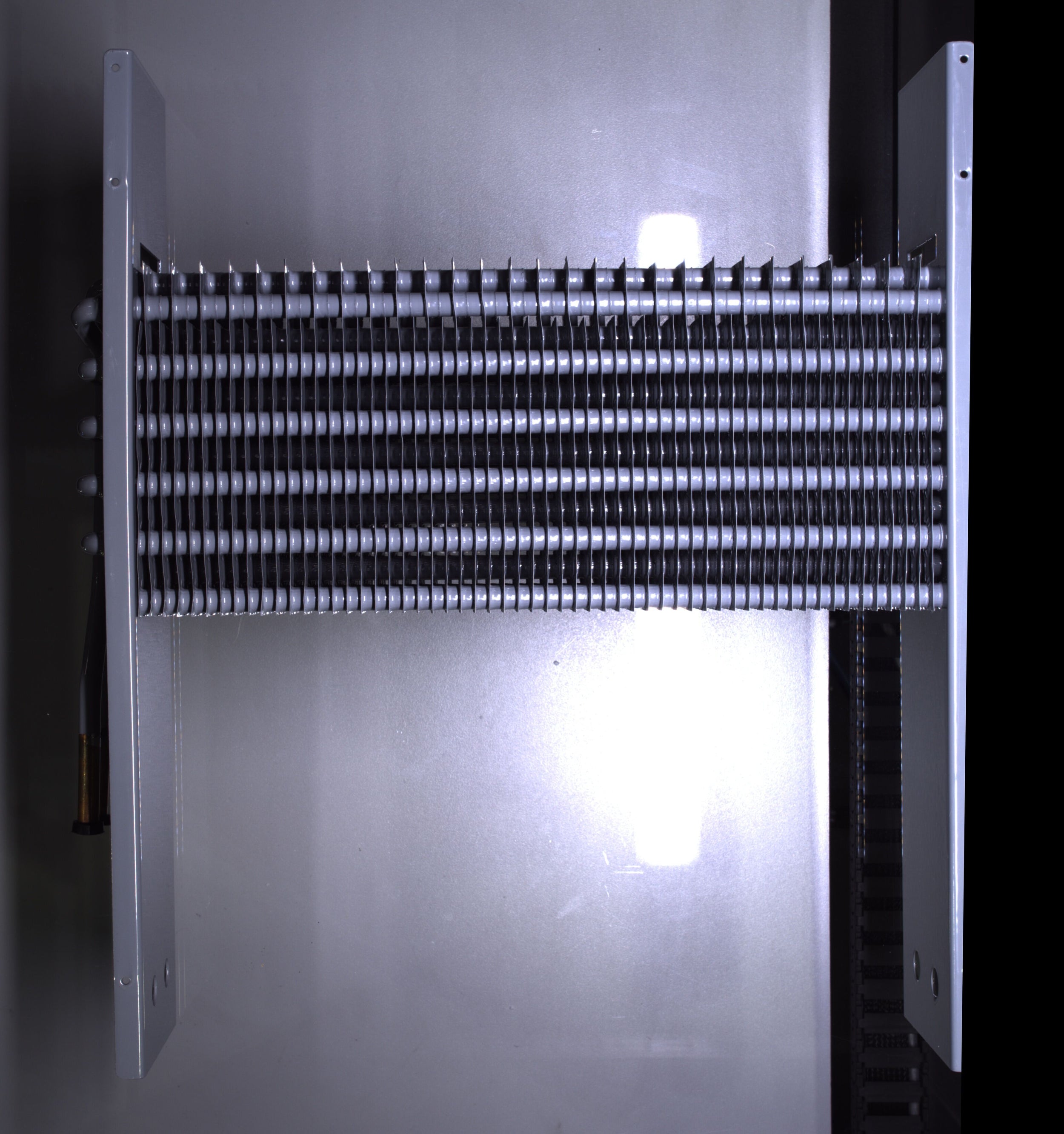 A00EV100