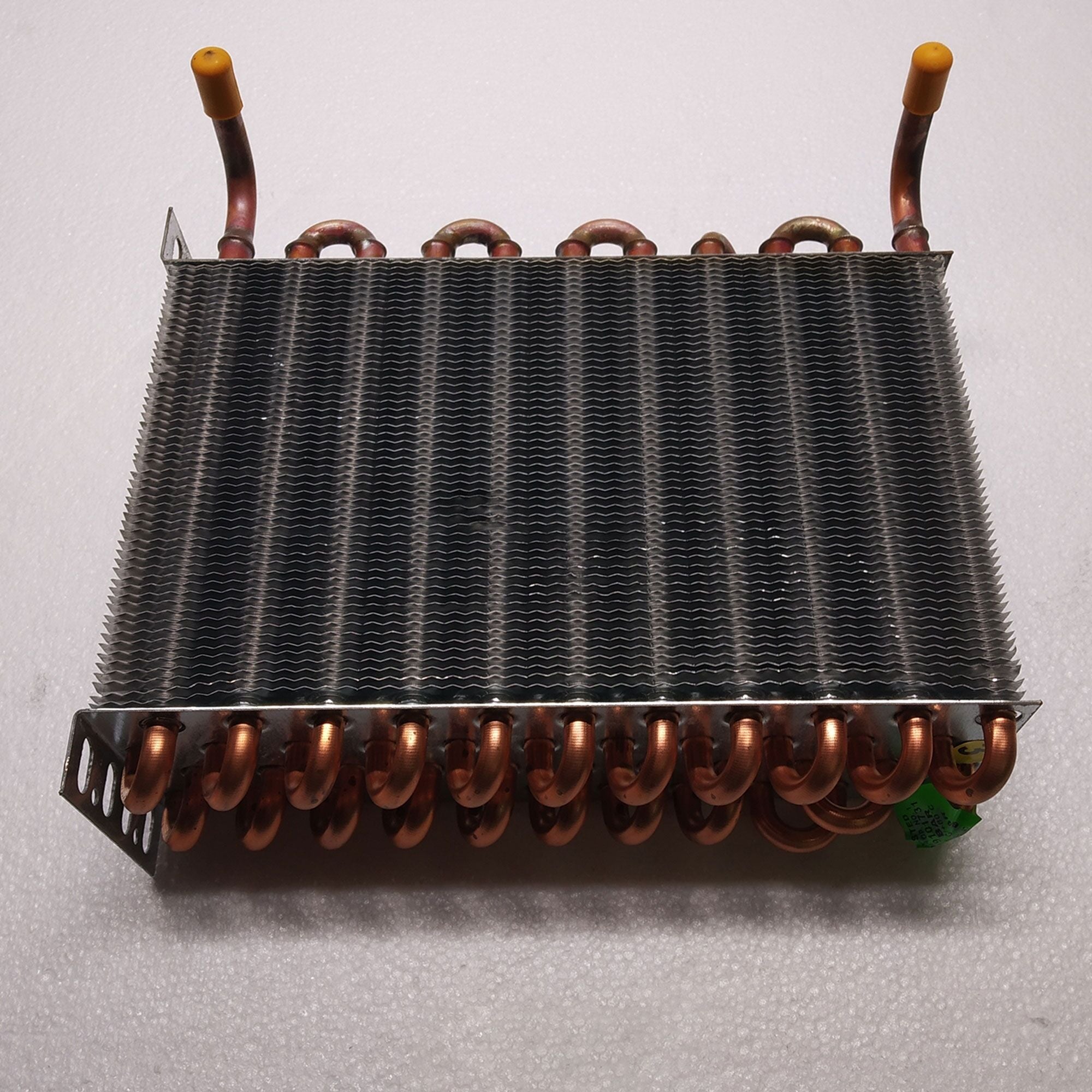A00KN106_1.jpg