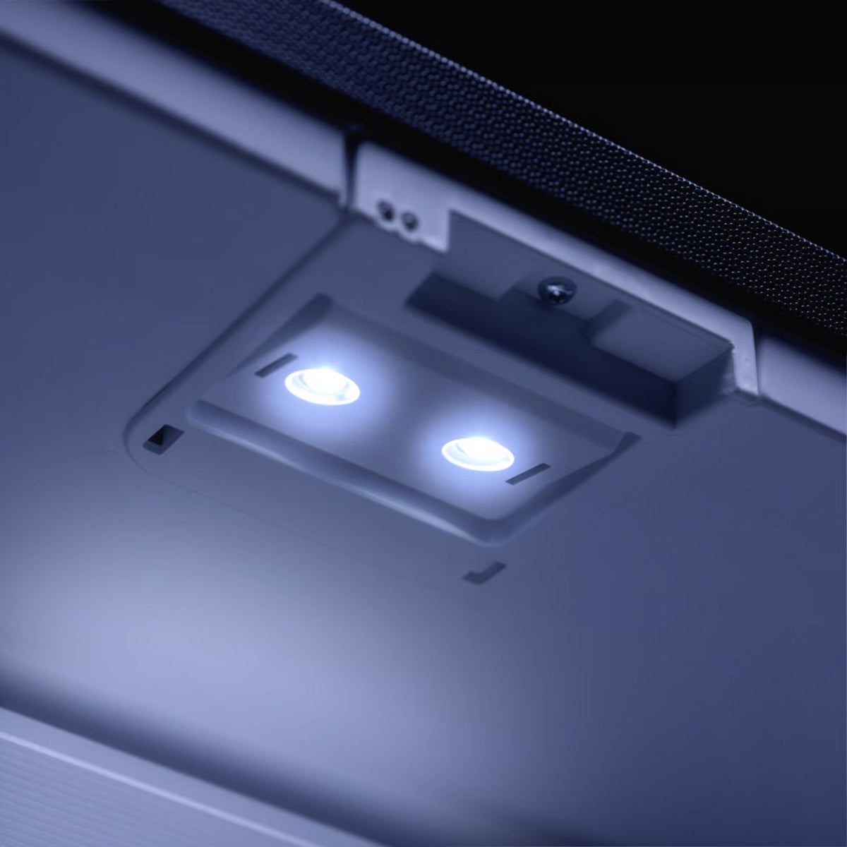 DOMETIC_RH-418-NTEG_detail_light