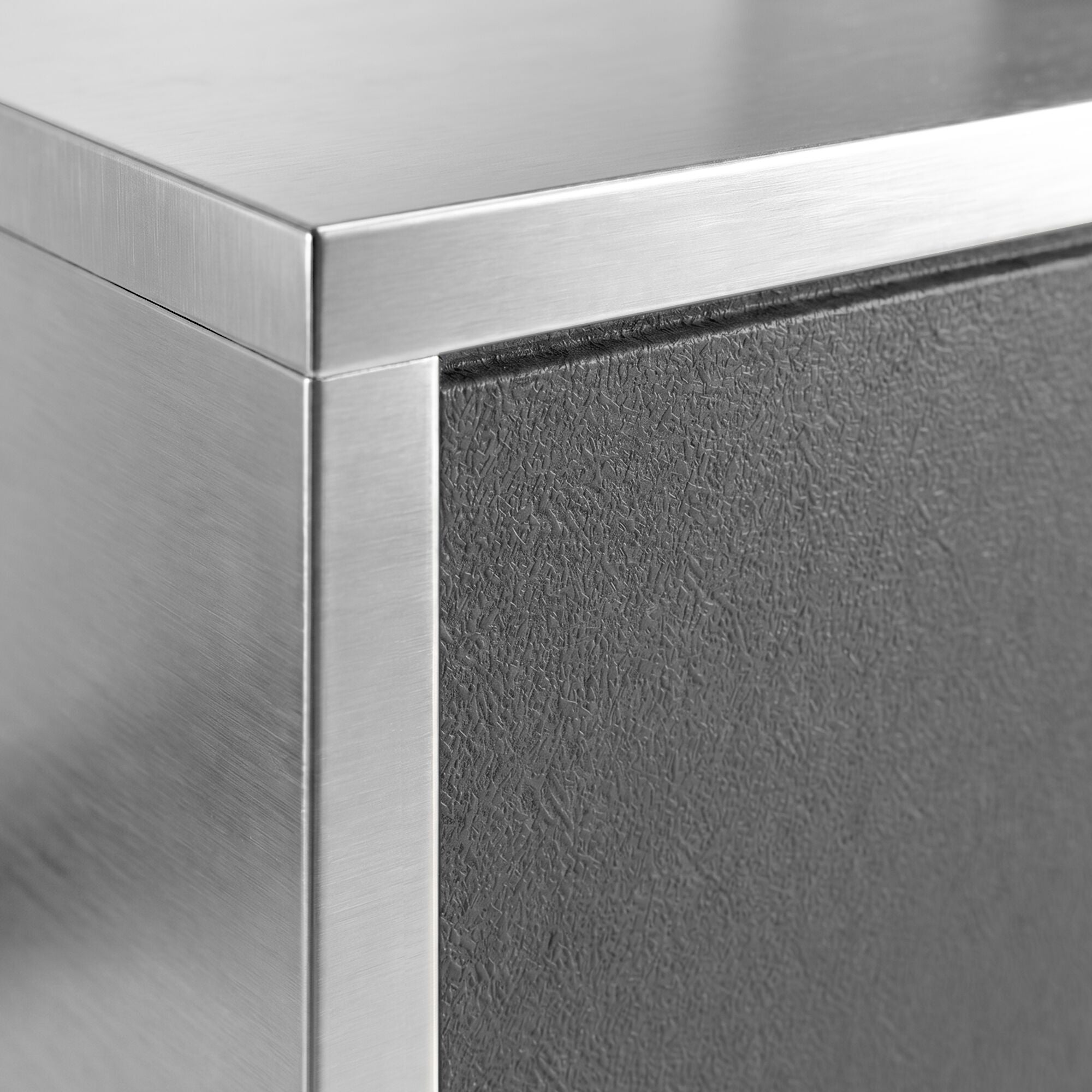 EWB_detail_1