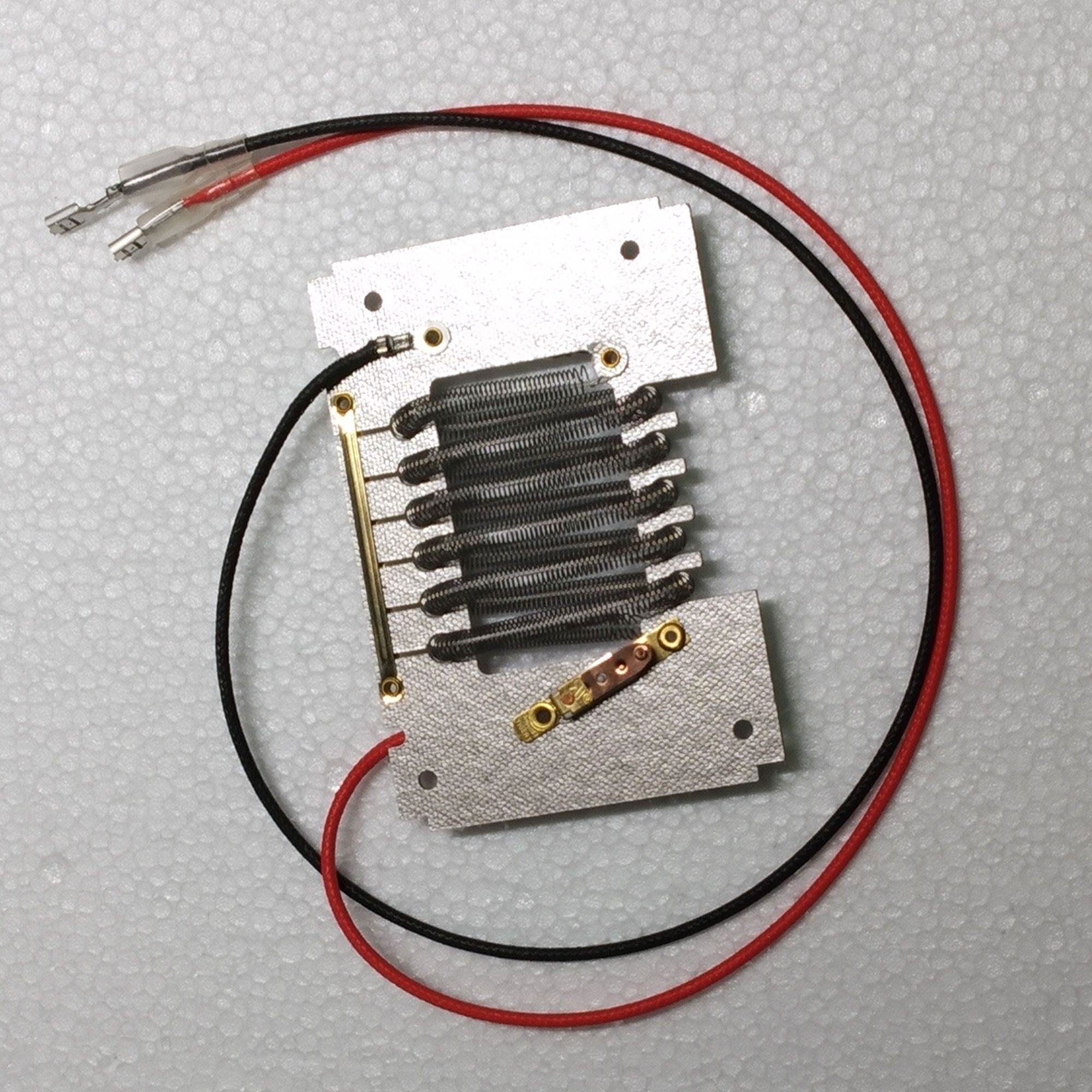 EZS06HTEKE7_1.jpg