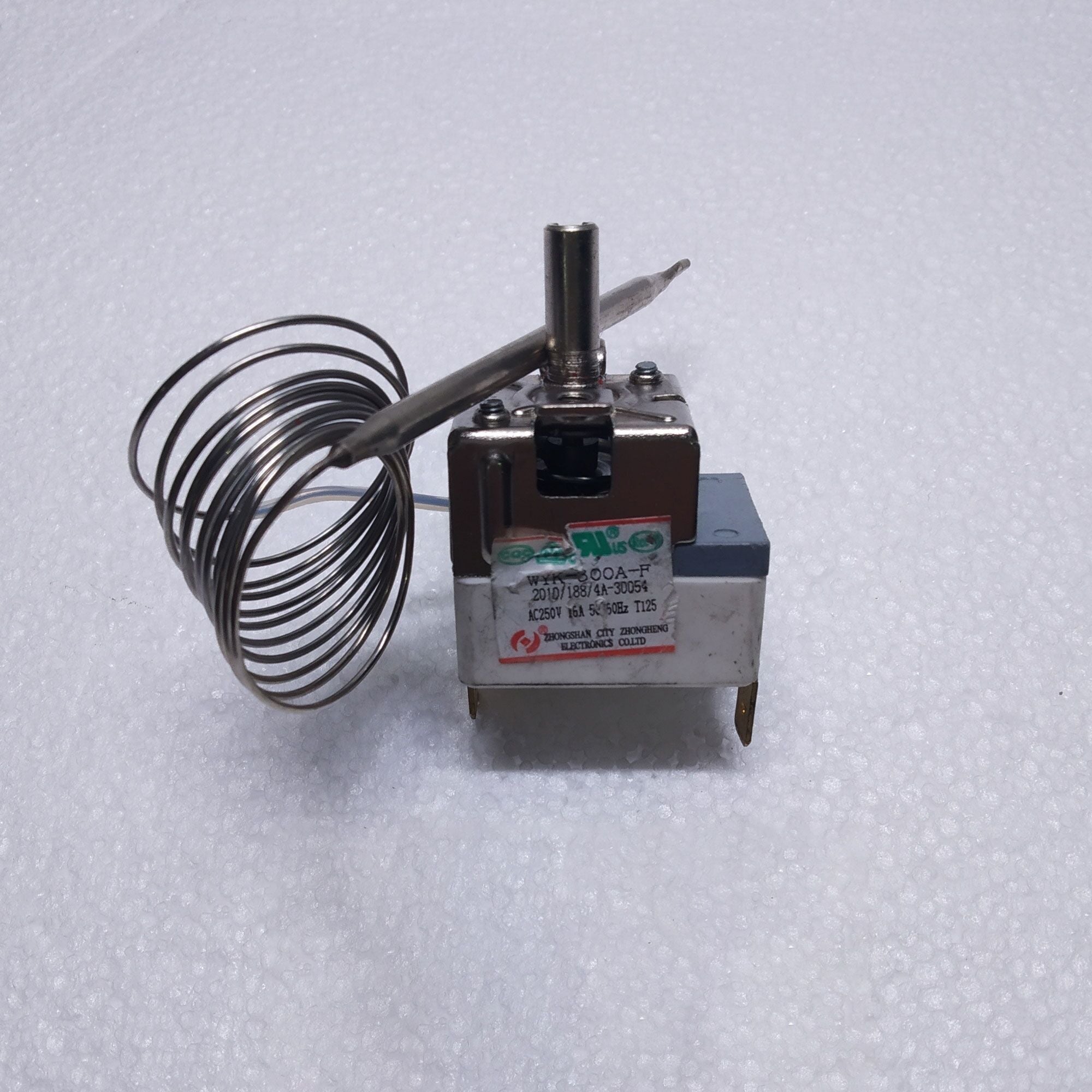 3020009_1.jpg