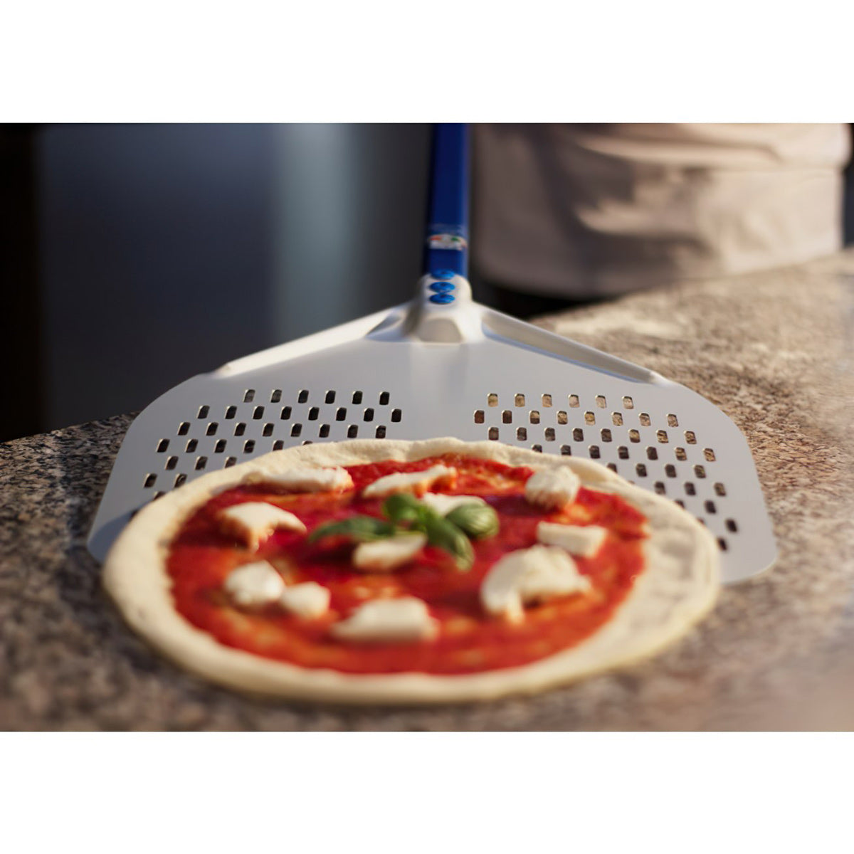 Pizza skovl Aluminium - 36 cm - perforeret