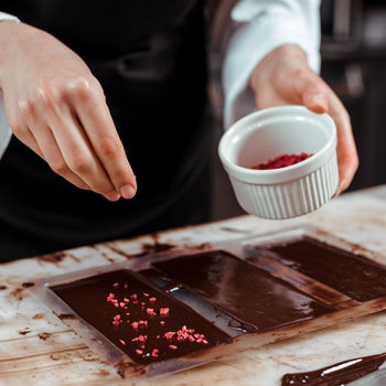 detail_chocolate-production